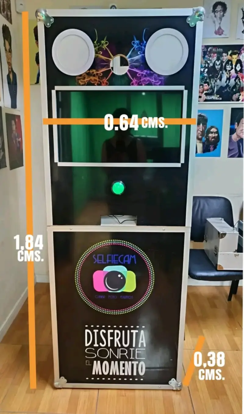 Cabina fotográfica SelfieCam para eventos - 1