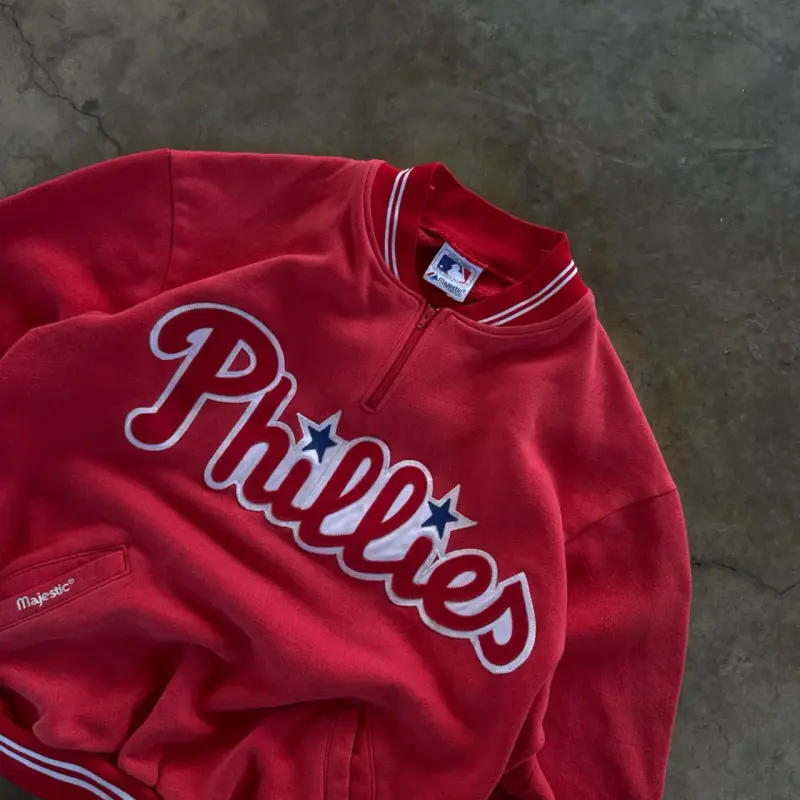 Polerón rojo Phillies con logo bordado - 2