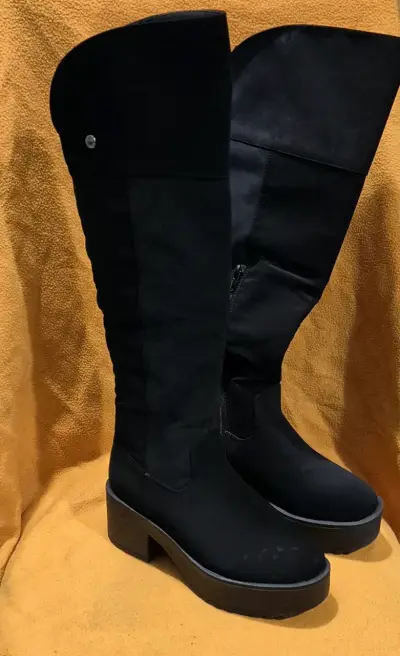 Botas negras de caña alta con plataforma - miniatura 2