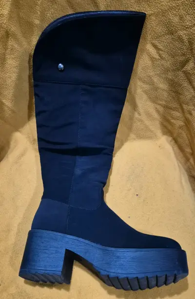 Botas negras de caña alta con plataforma - miniatura 4