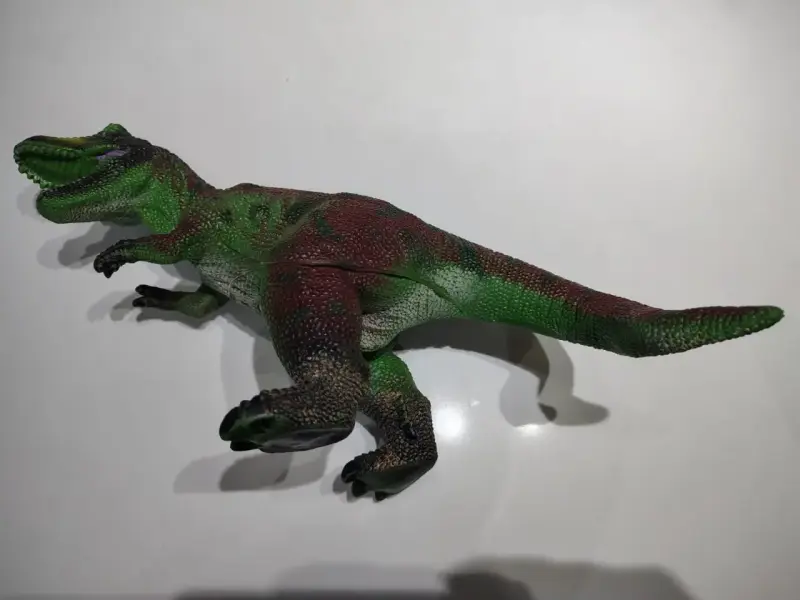 Figuras de dinosaurios T-Rex y Stegosaurus - 2