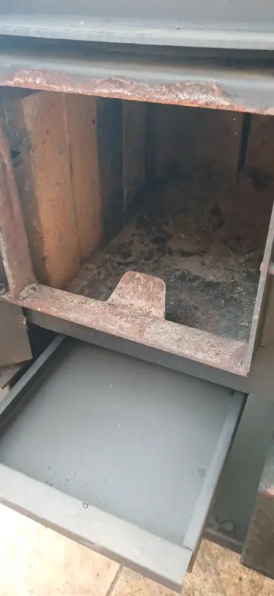 Estufa a leña Amesti de acero - miniatura 4