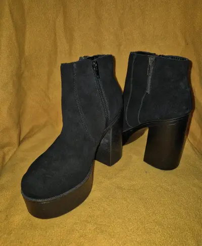 Botines negros de tacón alto con cierre lateral - miniatura 6