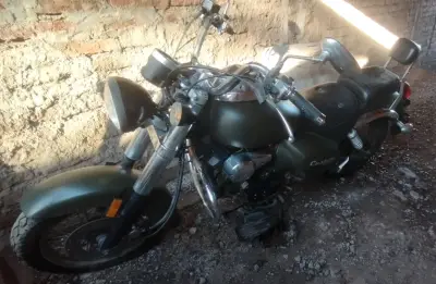 Moto Custom estilo clásico - miniatura 1