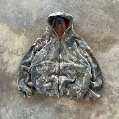 Polerón camuflado con capucha y cierre - miniatura 1
