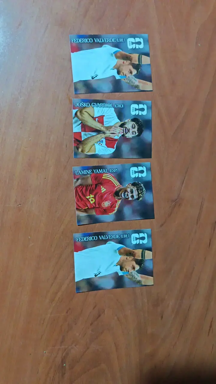 Set de tarjetas de fútbol de colección - 2