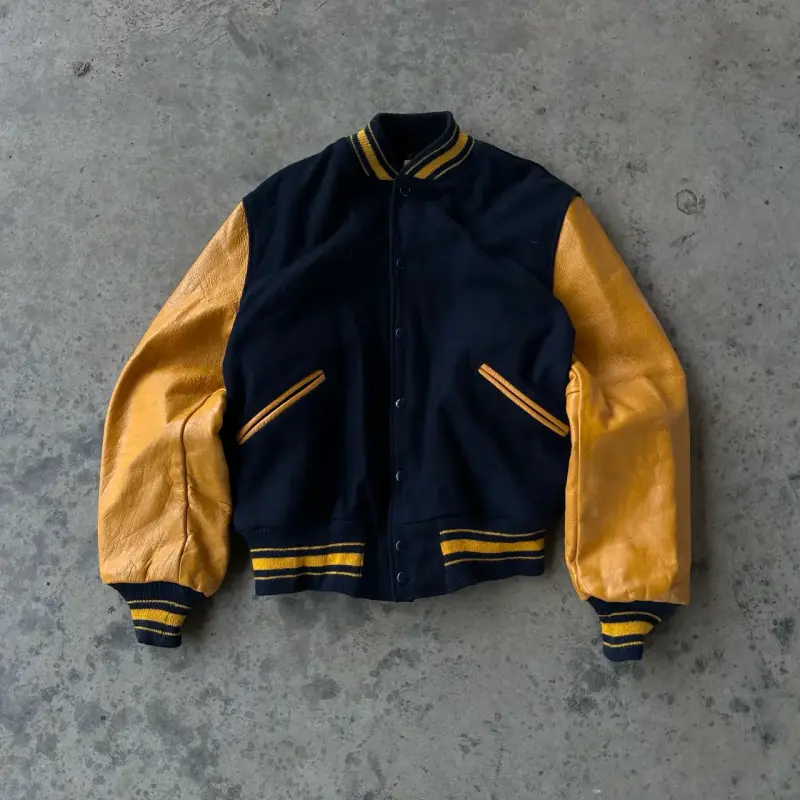 Chaqueta varsity negro y amarillo cuero vintage - 3