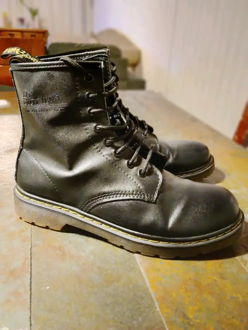 Botas negras de cuero Dr. Martens - 1