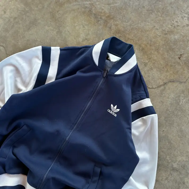 Chaqueta deportiva Adidas azul y blanca Bootleg - 3