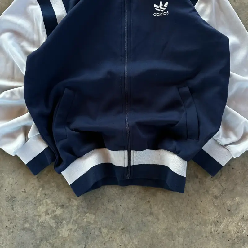 Chaqueta deportiva Adidas azul y blanca Bootleg - 4