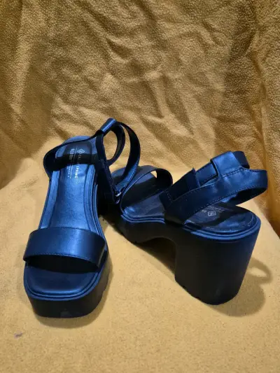 Sandalias negras de tacón Call It Spring - miniatura 4
