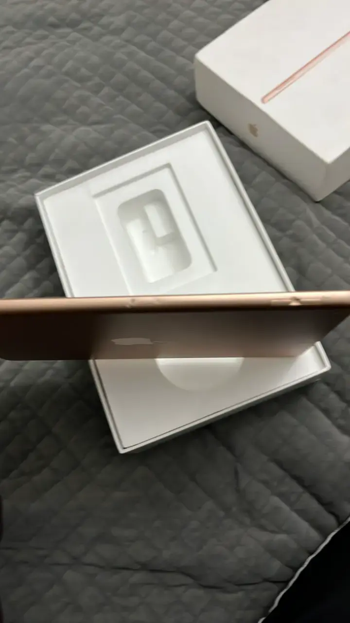 iPad Apple con caja original - 3