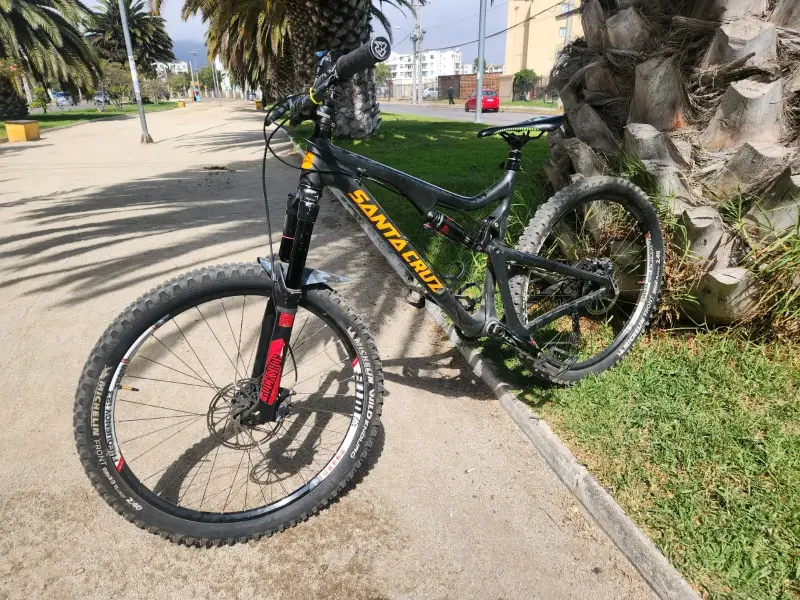 Bicicleta de montaña Santa Cruz negra - 1