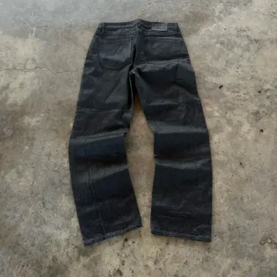 Jeans negros de mezclilla raw denim hombre - miniatura 2