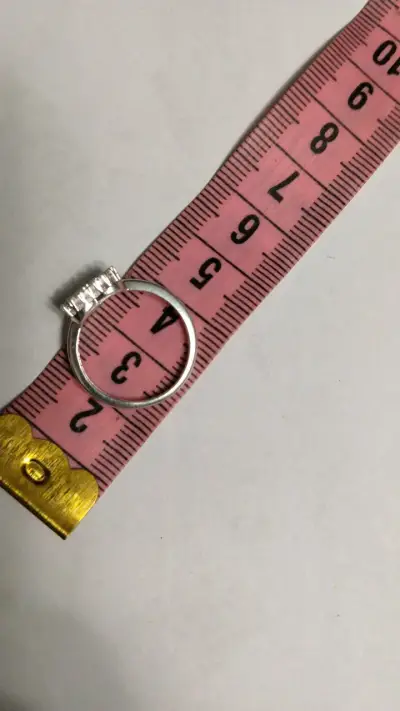 Anillo de plata con corazón de circonitas - miniatura 3