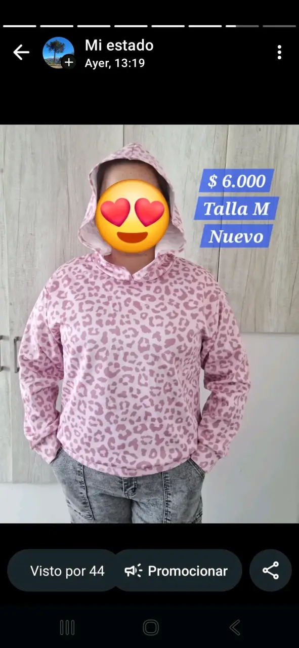 Polerón con capucha estampado leopardo rosa - 1