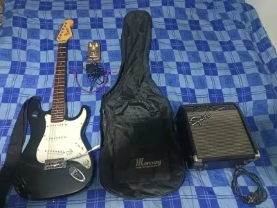 guitarra eléctrica mercury con amplificador squier - miniatura 1