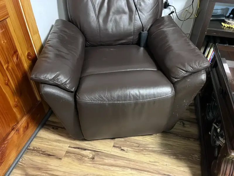 Sillón bergere reclinable de cuero marrón eléctric - 6