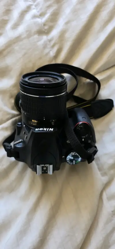 Cámara Nikon D3400 con lentes y accesorios - miniatura 2