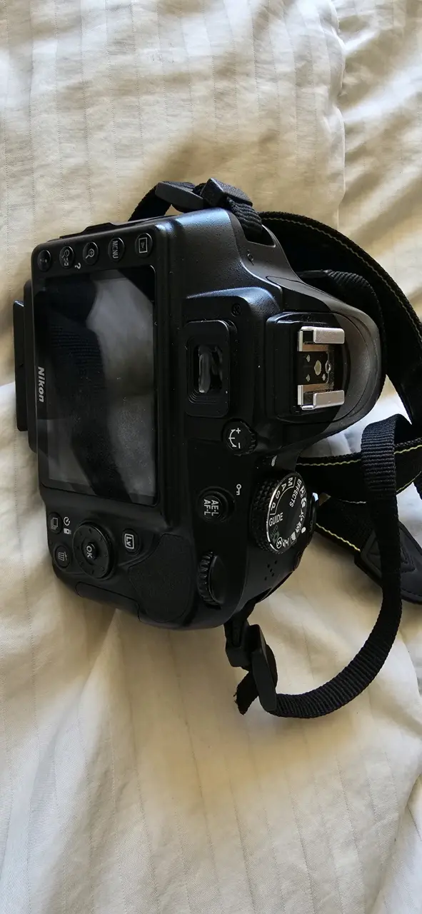 Cámara Nikon D3400 con lentes y accesorios - 5