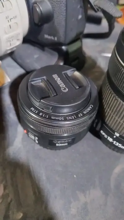 Cámara Canon EOS 7D Mark II con lentes - miniatura 3