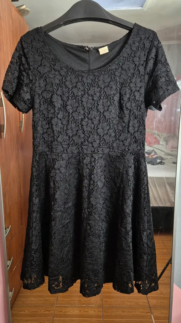 Vestido de encaje negro elegante - 4