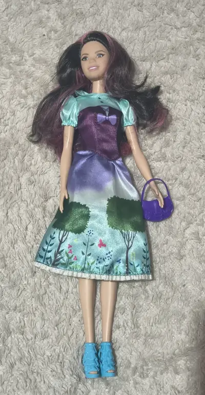 Se venden lindas Barbies - miniatura 4