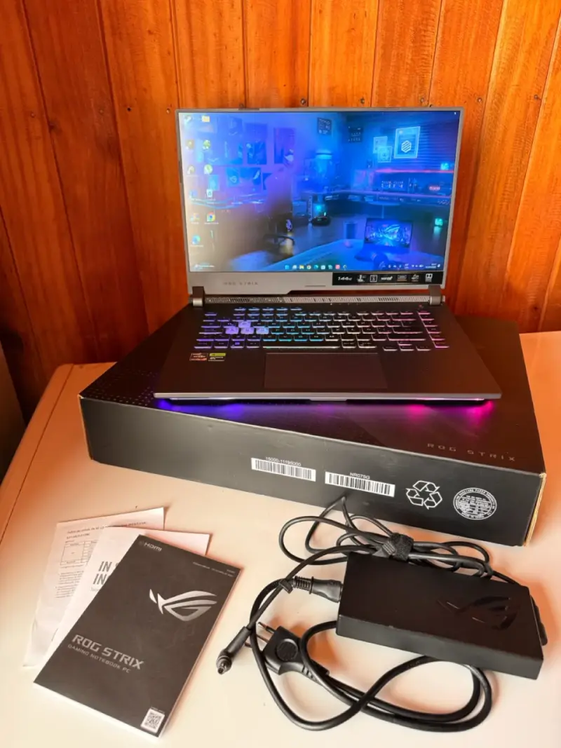 Laptop ASUS ROG Strix g15 - 1