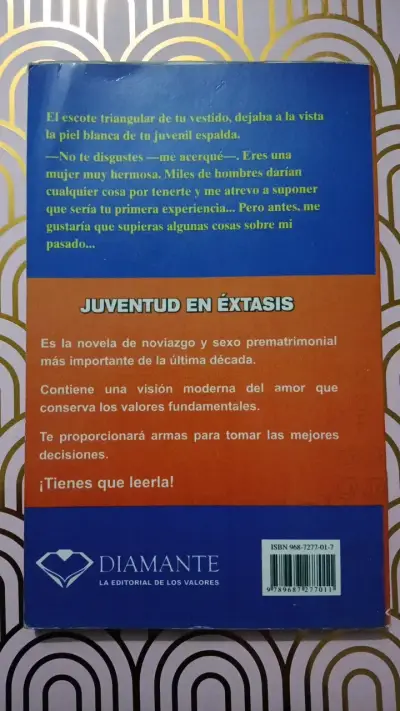 Libro Juventud en Éxtasis - Carlos Cuauhtémoc Sánc - miniatura 2