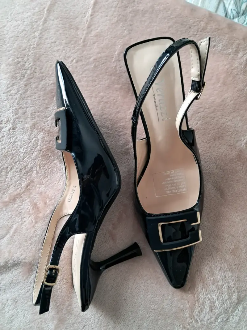 Zapatos de tacón Verazzi charol negros con hebilla - 3