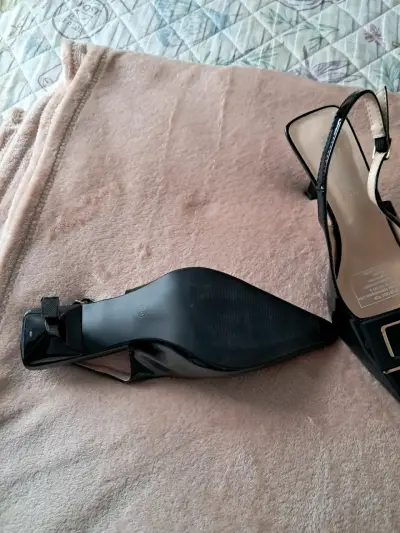 Zapatos de tacón Verazzi charol negros con hebilla - miniatura 4