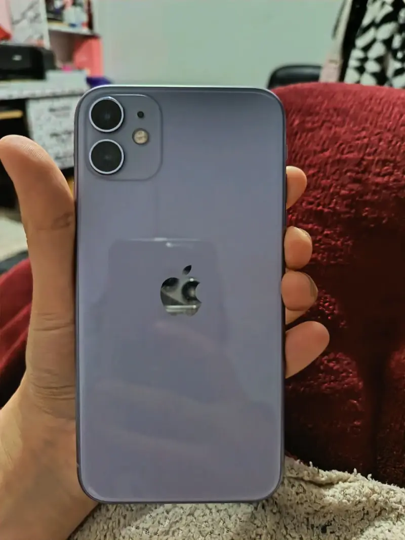 Smartphone moderno con pantalla táctil - 2