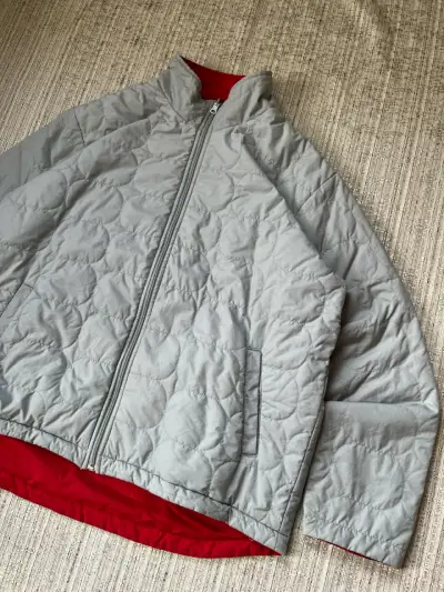 Chaqueta Nike Reversible - Rojo/Gris (MUJER) - miniatura 2