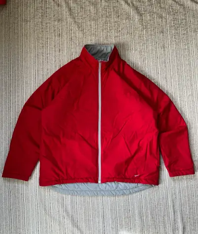 Chaqueta Nike Reversible - Rojo/Gris (MUJER) - miniatura 3