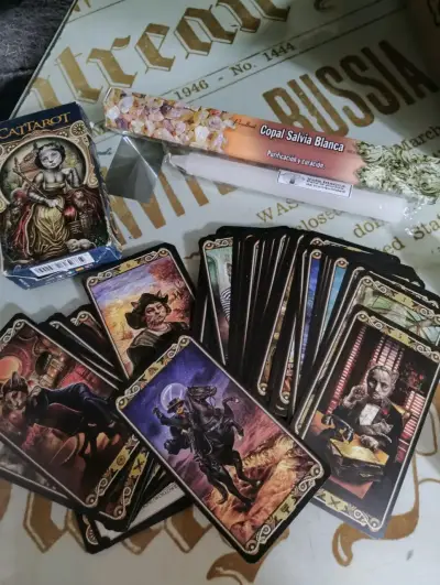 Baraja de tarot Catt Tarot con incienso - miniatura 1
