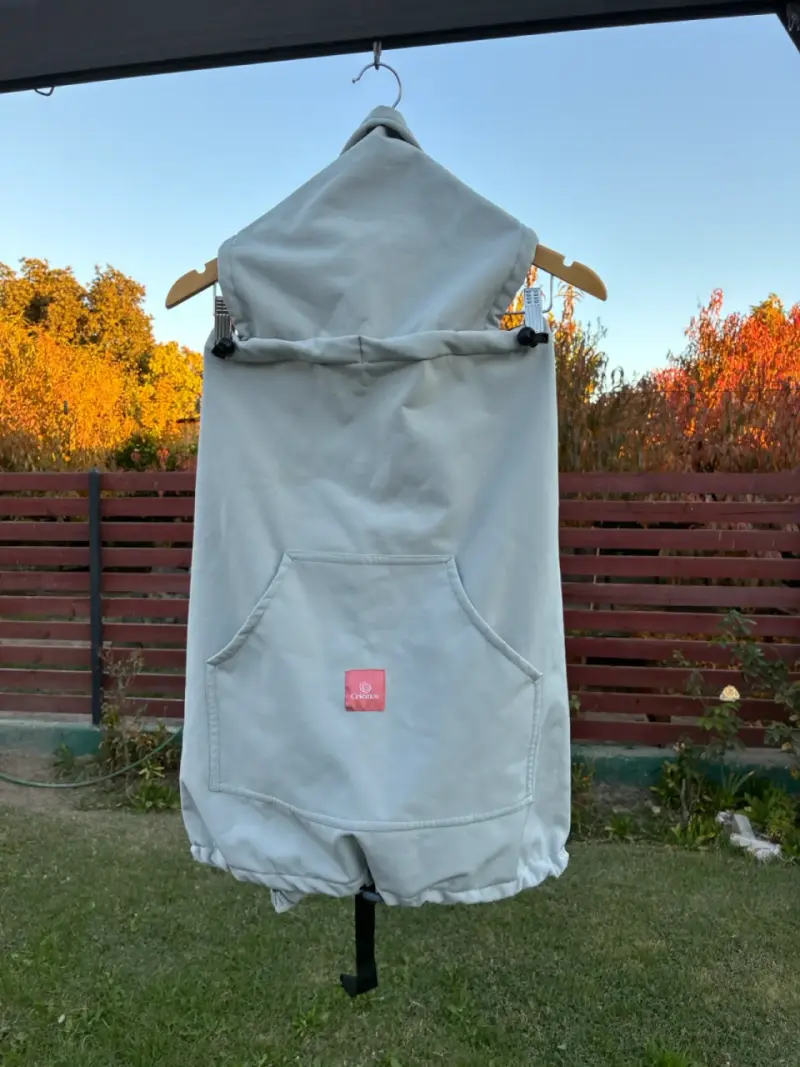 Cobertor impermeable para porta bebés color beige - 1