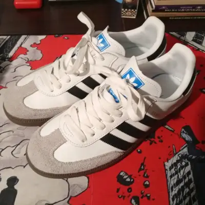 Zapatillas Adidas Samba blancas y negras - miniatura 2