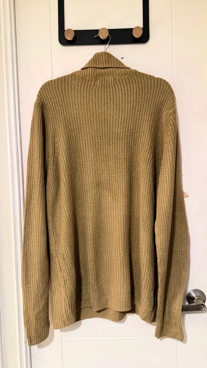Vestido de lana  cuello alto beige Bershka - 3