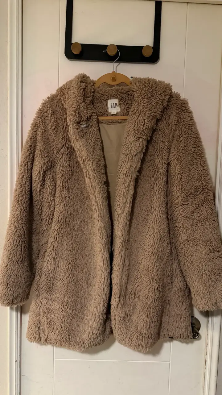 Abrigo de peluche GAP beige para mujer - 1