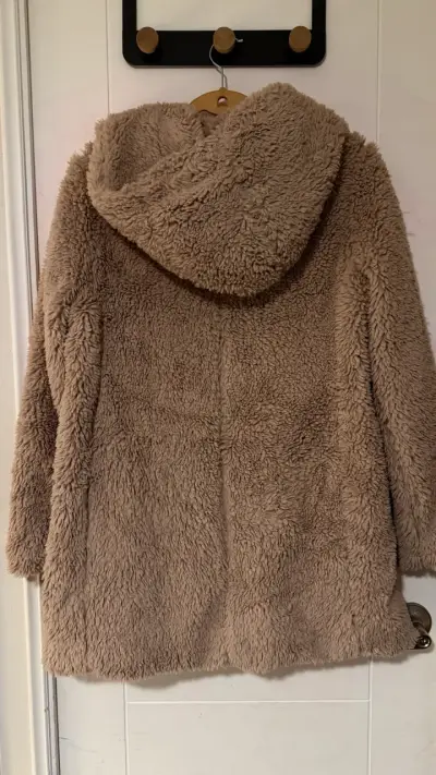 Abrigo de peluche GAP beige para mujer - miniatura 3