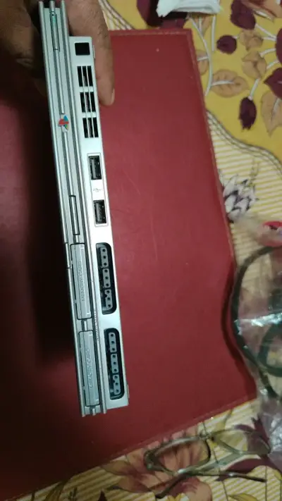 Consola Sony PlayStation 2 Slim plateada - miniatura 2
