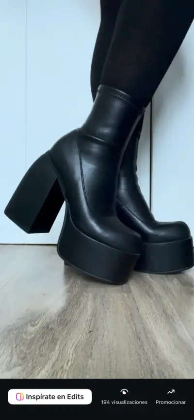 Botas negras de plataforma alta 38 - miniatura 1