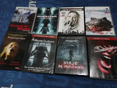Colección de 8 DVDs de películas de terror - miniatura 1