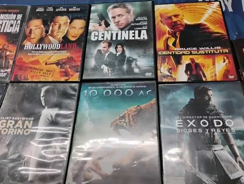 Colección de 10 DVDs de películas variadas - 3