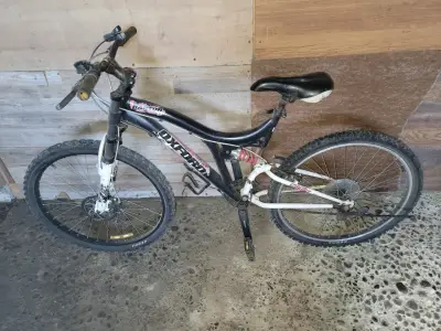 Silla de bicicleta para niño roja - miniatura 11