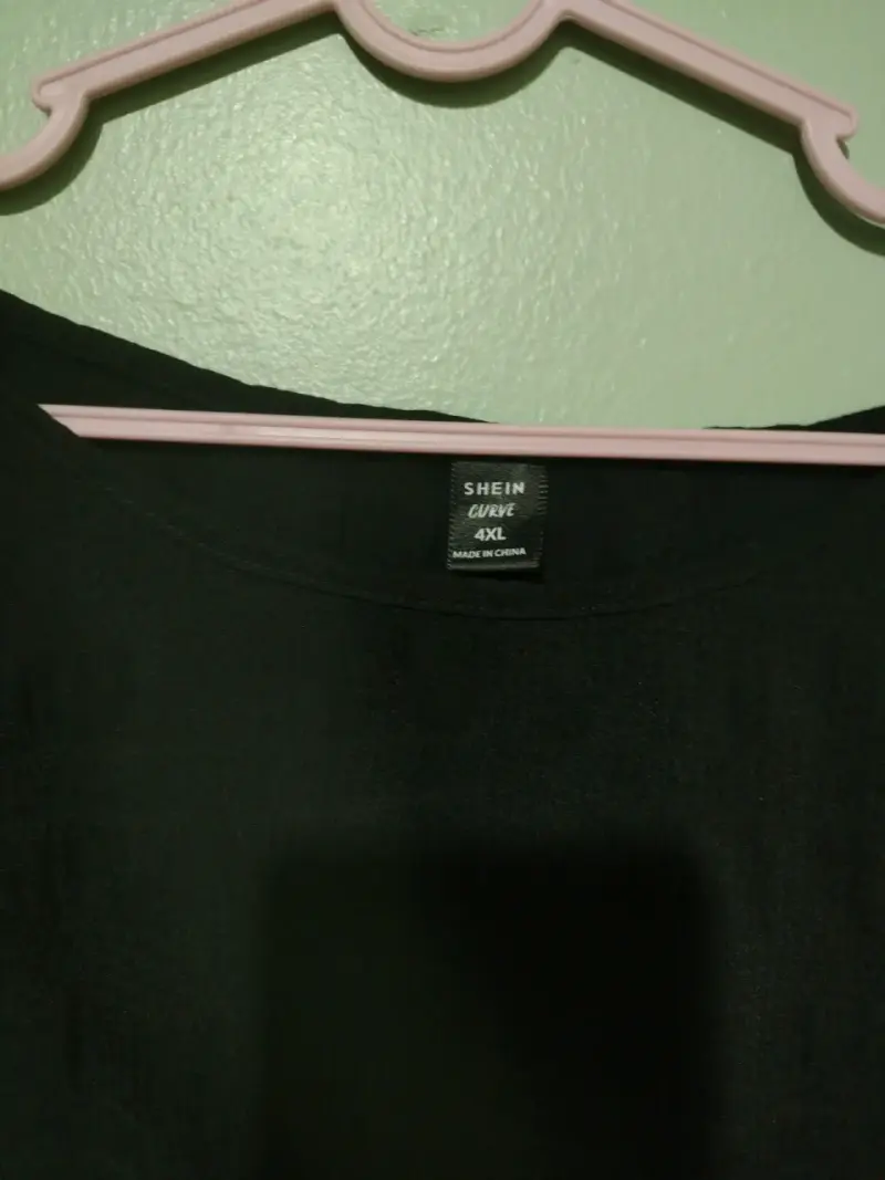Polera negra básica para mujer shein 4XL - 2