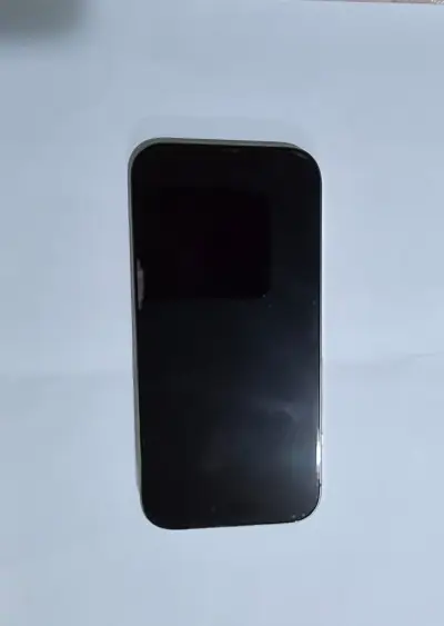 Se vende iPhone 16pro 128gb - miniatura 1