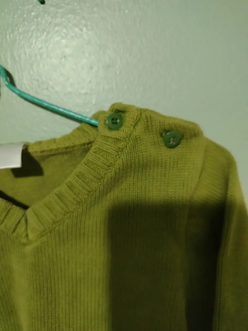 Suéter verde para niño con botones 12m - 4