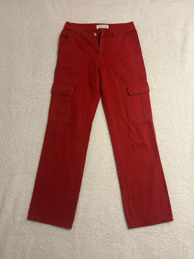 Pantalones cargo rojos de mujer