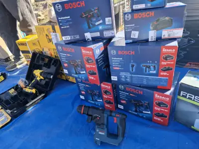 Martillo inalámbrico Bosch 18V con batería y cargador - miniatura 5